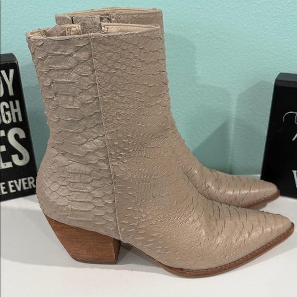 Matisse Textured Tan Ankle Booties - Picture 2 of 7